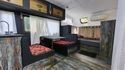 Camper